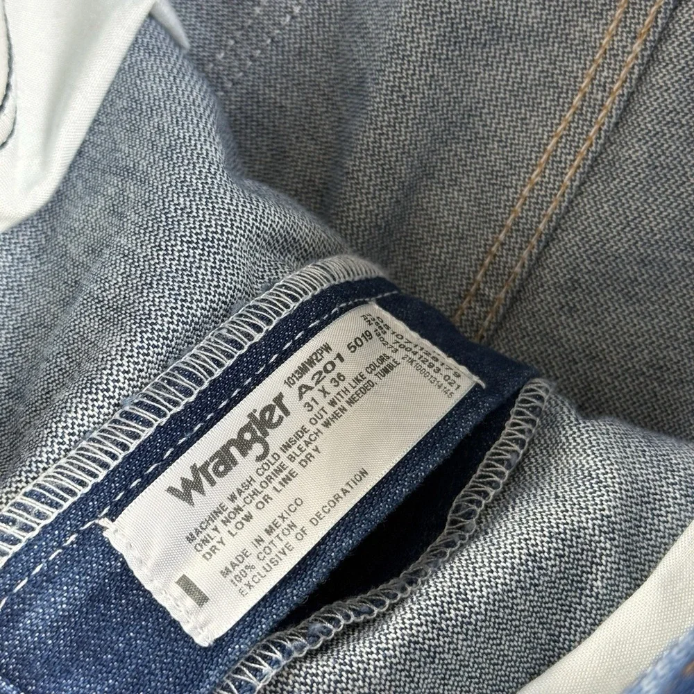 Wrangler Jeans Mens 31x36 Blue 13MWZ Cowboy Western Rodeo Denim Work Dark Wash